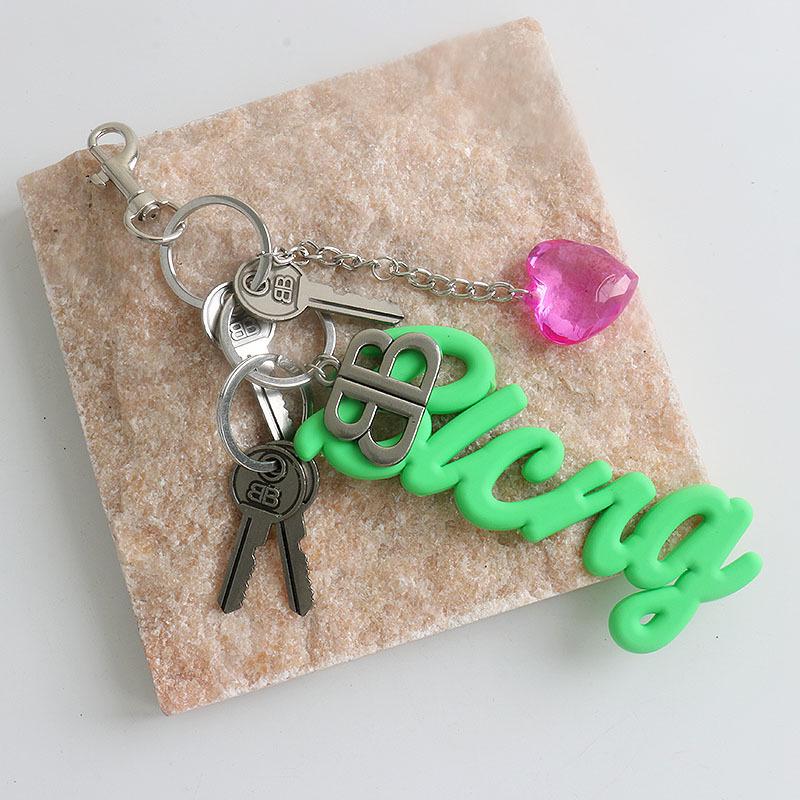 2024 Усовершенствованный мягкий силиконовый кулон для сумки с буквами и брелок