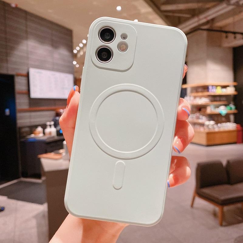 Liquid Silicone Case For iPhone 15 11 12 13 14 Pro Max Mini X XR Xs Plus Phone Magnetic Wireless Charging For Magsafe Cover