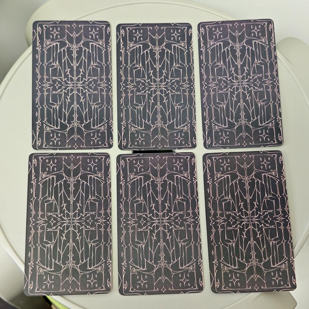 Колода Таро «Веспер» 10,3*6 см : Потрясающее черно-белое искусство с оригинальным карандашным рисунком, 78 шт. карточек