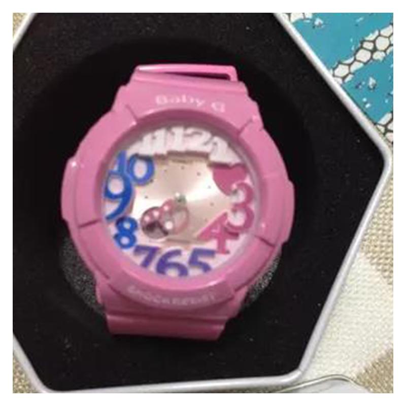 Casio Серия CASIO BABY-G, милый, очаровательный, динамичный и яркий розовый, ударопрочный, водонепроницаемый до 100м, секундомер, календарь, кварцевый механизм, смола BGA-131-4B3