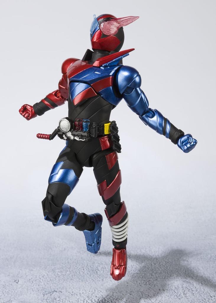 TAMASHII NATIONS Kamen Rider Build Rabbit Tank Form 145 мм окрашенная подвижная фигурка SHFiguarts приблизительная. АБС и ПВХ