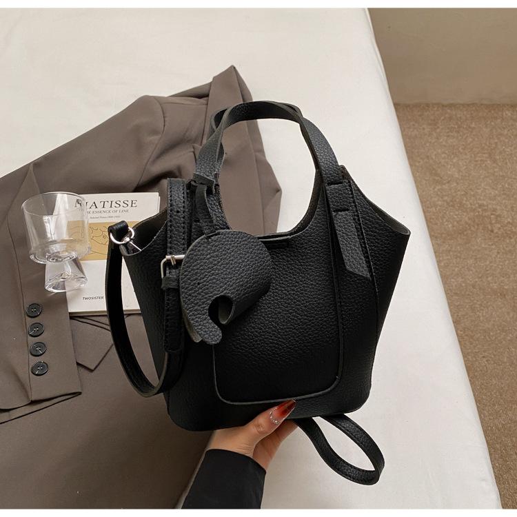 Модная сумка-ведро в иностранном стиле, портативная, женская, новая, универсальная, на плечо, большой вместимости, простая, для поездок, сумка-мессенджер