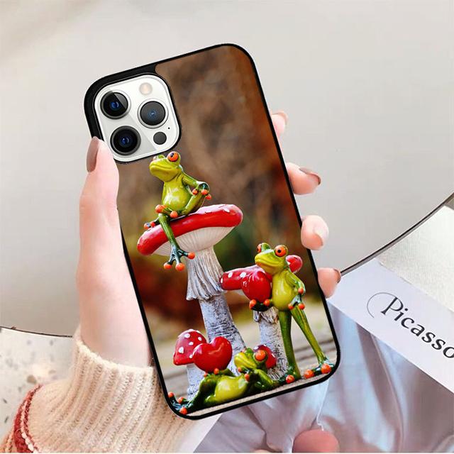 Mushroom Frog Phone Case for iPhone 17 Air 16 16e 15 Plus for Apple 13 11 12 14 Pro Max Cover coque fundas Shell