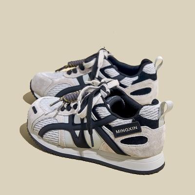 Женская обувь – Кроссовки