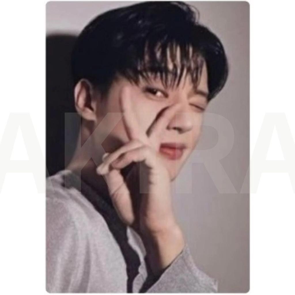 ATEEZ ЗОЛОТОЙ ЧАС : Часть 1 ОФИЦИАЛЬНАЯ ФОТОКАРТОЧКА ИЗ АЛЬБОМА