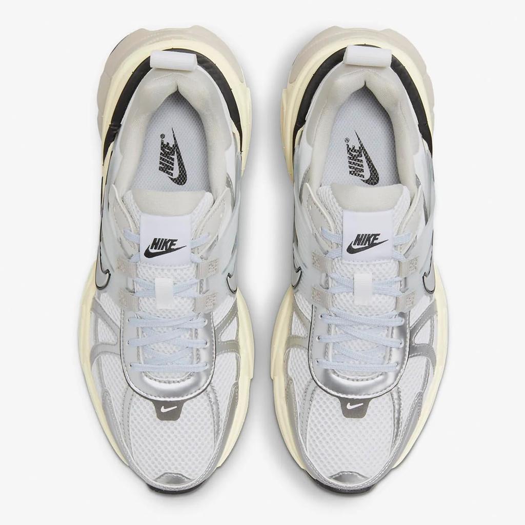 Nike V2K Run Унисекс Технологичные Кроссовки Summit White Pure Platinum Metallic Silver 23,0 см