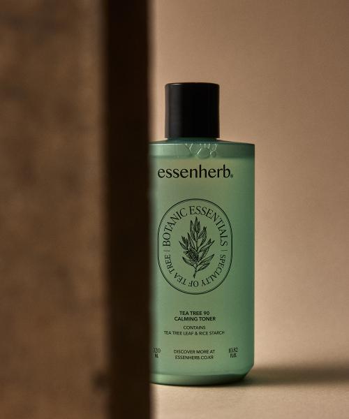 essenHERB Tea Tree 90 Calming Toner 320ml