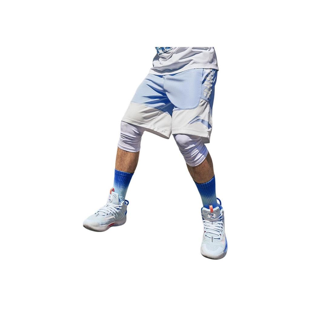 Li Ning Badfive Mister Cartoon Collaboration Letter Print Loose Casual Shorts Men Shorts Blue Cream AAPU207-2