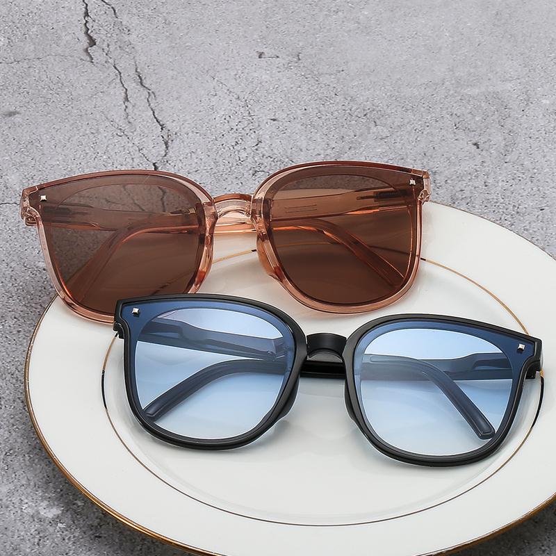 Luxury Fashion Folding Sunglasses Women Men Brand Designer Vintage Cat's Eye Sun Glasses Male Female Eyewear UV400