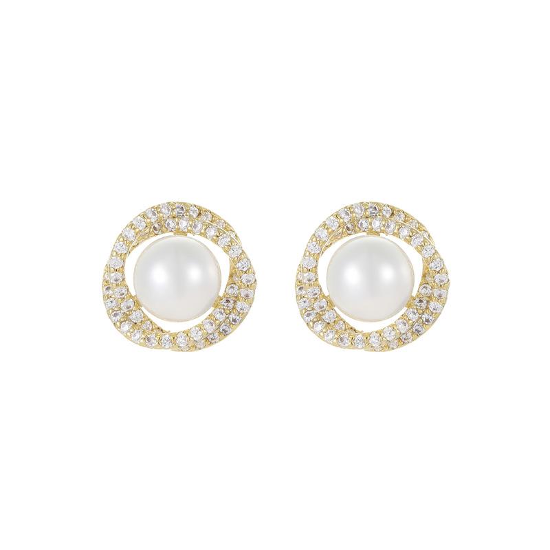Retro Simple And Small Light Luxury Earrings Women'S 2025 Fashion Stud Earrings High-End Temperament Earrings