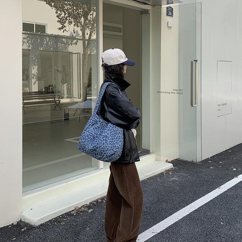 Винтажная холщовая сумка с леопардовым принтом, модная нишевая универсальная сумка на плечо/подмышку, вместительная сумка-тоут для поездок на работу