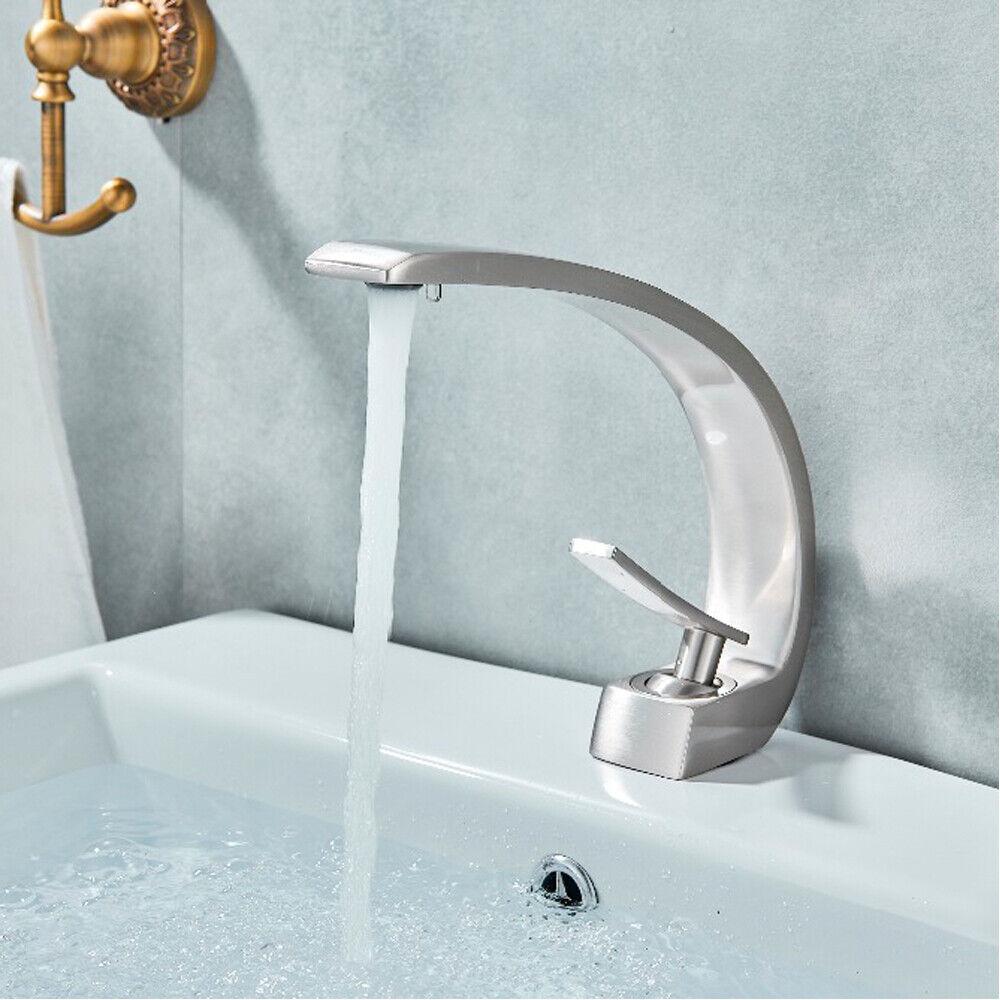 Elegant Chrome Basin Faucets,Modern Bathroom Mixer Tap,Brass Washbasin Faucet