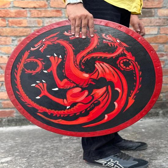 45.72 Cm Medieval Dragon Battle Worn Viking Shield, Wooden Viking Shield, Warrior Shield, Valhalla Round Shield, Ideal for LARP, Halloween Cosplay