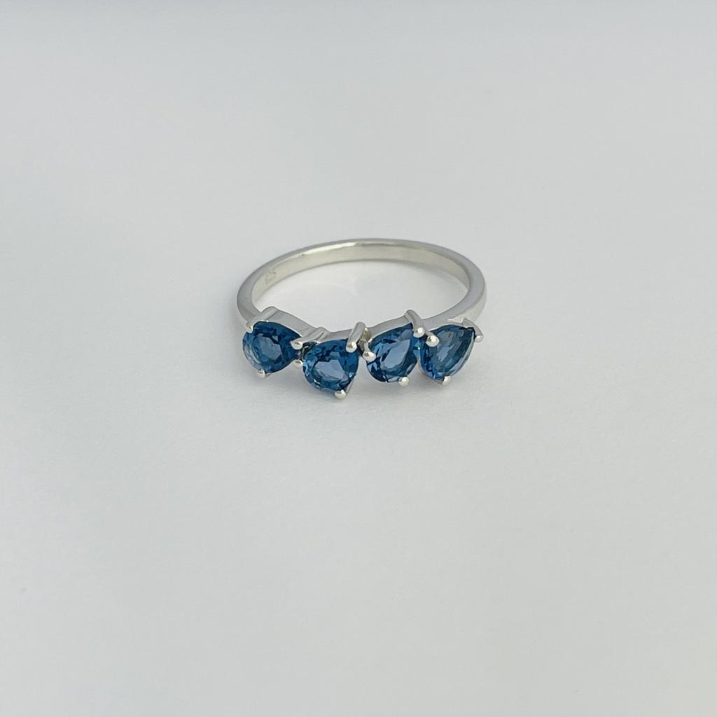 Серебряное кольцо с искуственным танзанитом nano 1.15ct (2100881)