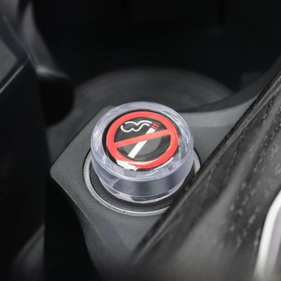 Универсальная заглушка для автомобильного прикуривателя и защитный чехол