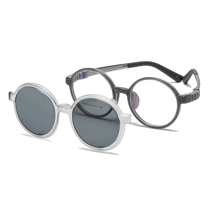 Детские силиконовые очки в оправе с мягкой опорой для носа и веревкой. Оправа для близорукости. Зеркальные поляризационные солнцезащитные очки.