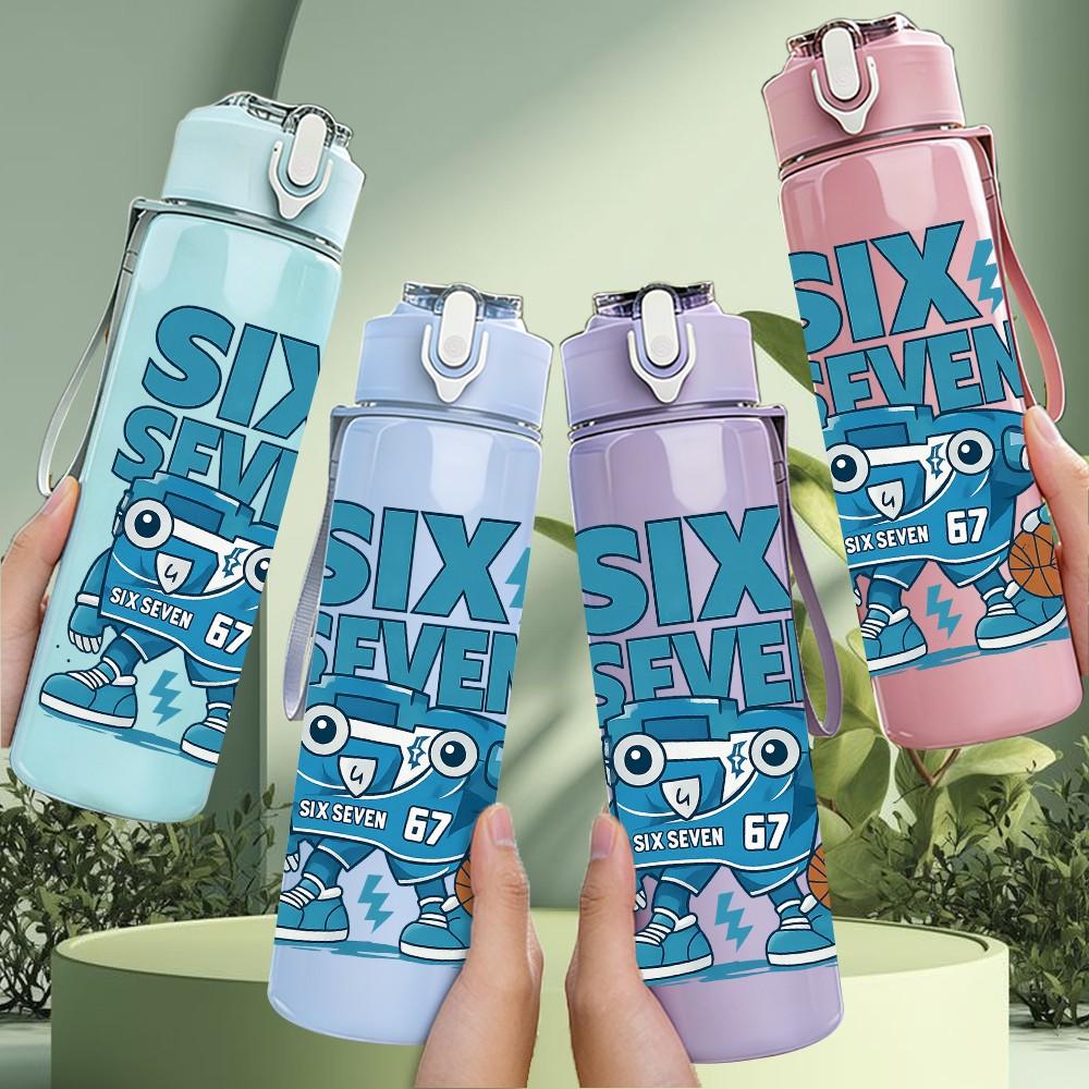 1PC Six Seven Vintage Badge Art 750ml Color Plastic Sports Water Bottle Leakproof Flip Straw Lid Suitable for Sports Office Home Use