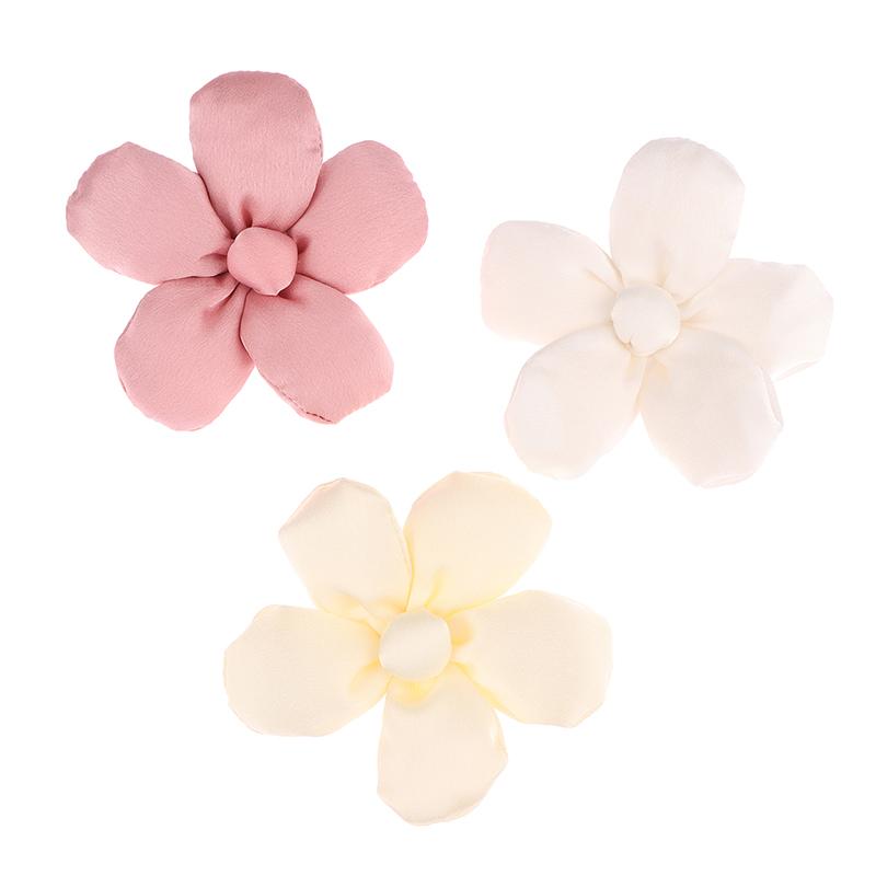 Corsage Brooch Cute Japanese Flower Design Sense Niche Pin Suit Shirt Female Sun Flower Neckline Decoration