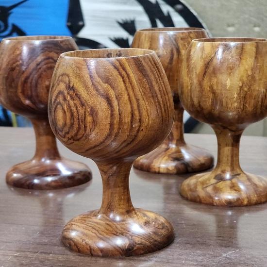 Набор из 4 бокалов для вина из дерева Рождественский подарок, подарок на Новый год