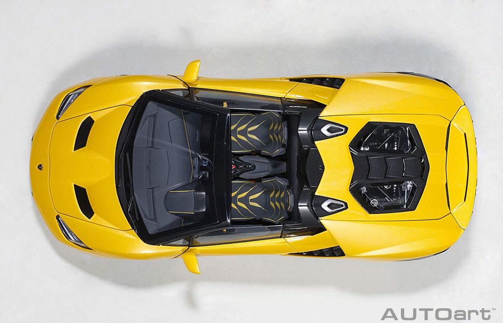AUTOart Lamborghini Centenario Roadster Pearl Yellow Готовый продукт 1/18