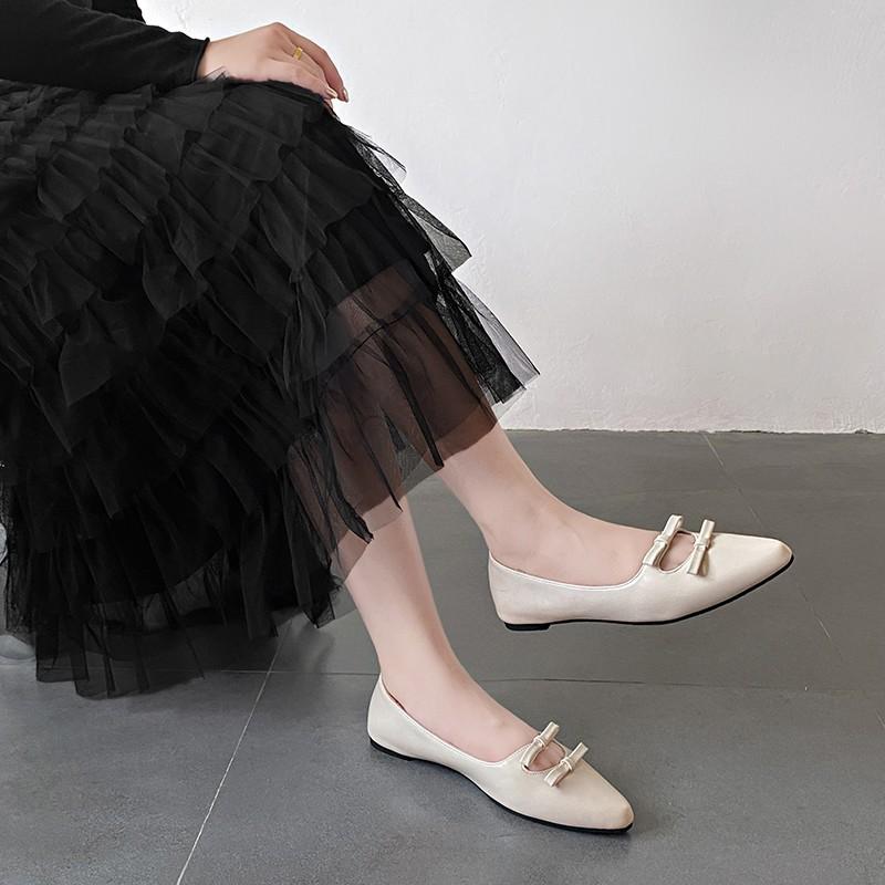 Модные модные туфли с острым носком и двойным бантом для женщин Мэри Джейн, новинка 2024 года, осенние туфли на плоской подошве, женские красные мягкие туфли Zapatos