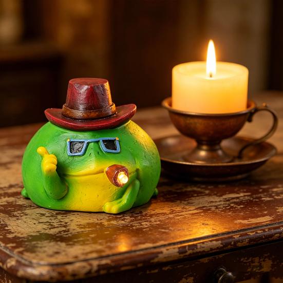 Frog Figurine Funny Smoke Frog Solar Garden Light Resin Waterproof Collectible Animal Ornaments for Patio Balcony Yard Garden