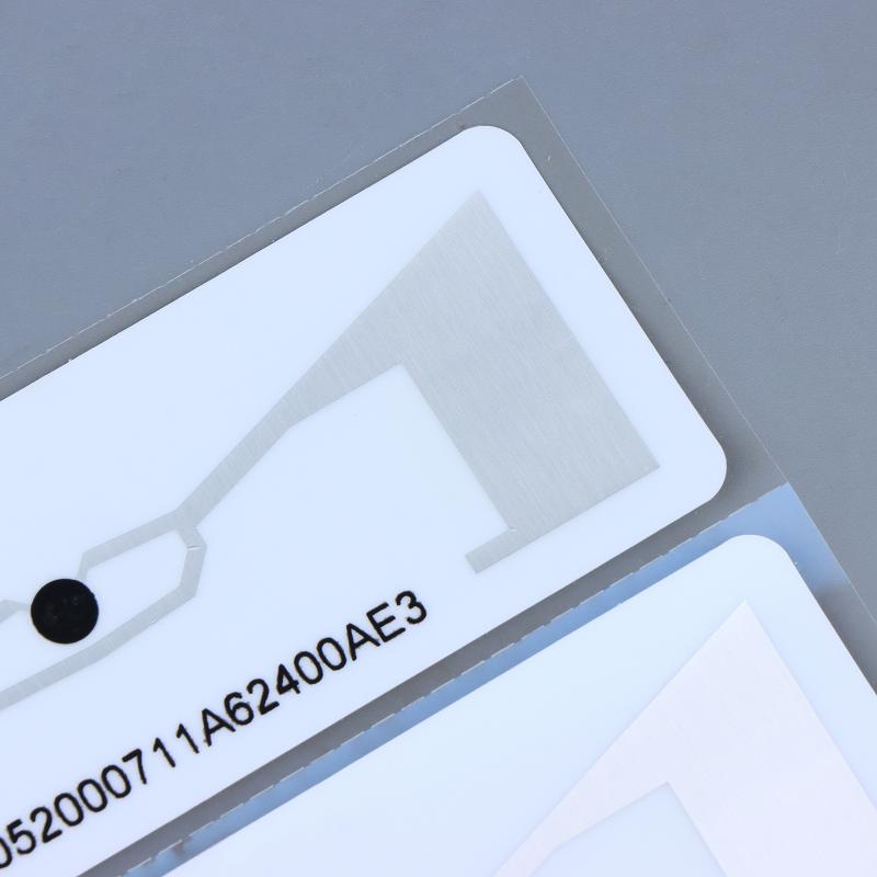 UHF RFID Наклейка на лобовое стекло 860-960 МГц Водонепроницаемая метка EPC 6C для автоматических ворот
