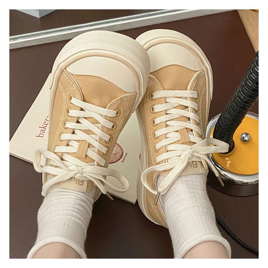 Качественные женские парусиновые туфли на толстой подошве с широким носком, женские плоские кроссовки со шнуровкой, однотонные повседневные туфли для студентов, теннисные туфли