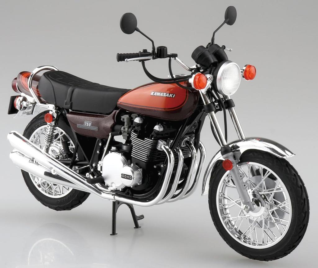 Пластиковая модель мотоцикла Aoshima Bunka Kyozaisha The Bike Series Kawasaki Z2 750RS с индивидуальными деталями 1/12 № 43 '73