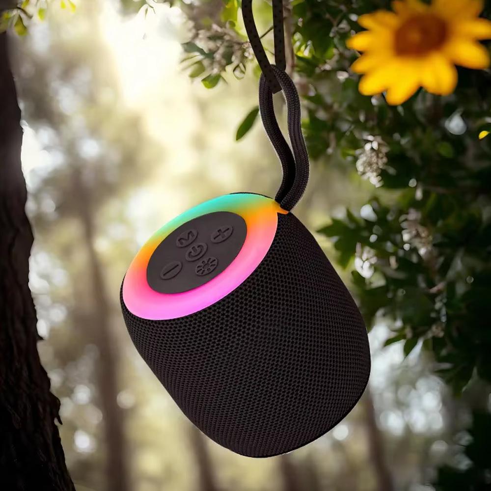 Портативная беспроводная Bluetooth-колонка для улицы, сабвуфер, для автомобиля и дома с разноцветными огнями, атмосферная маленькая мини-колонка