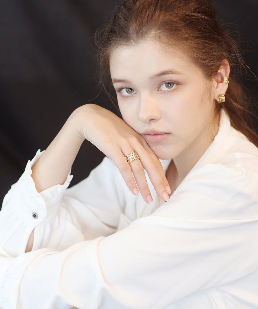 Trencadism Danielle Earrings / 18K Gold / Earrings Danielle_Earring_Dne11Lc