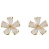 Серьги для женщин Популярные серьги Painless White Crystal Cherry Blossom Flower Gold Coil Type Silicone Earrings Classy Delicate Elegant Miyabi Grace