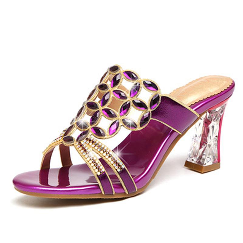 Модные женские дышащие босоножки со стразами и цветочным узором, летние модные новые кожаные тапочки, нескользящие босоножки с ромбами на толстом каблуке