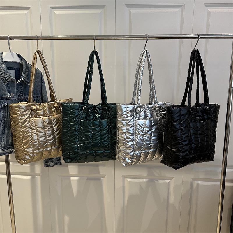 2025 Осень/Зима Женская Модная Сумка Большой Вместимости - Модная Сумка в Корейском и Западном Стиле