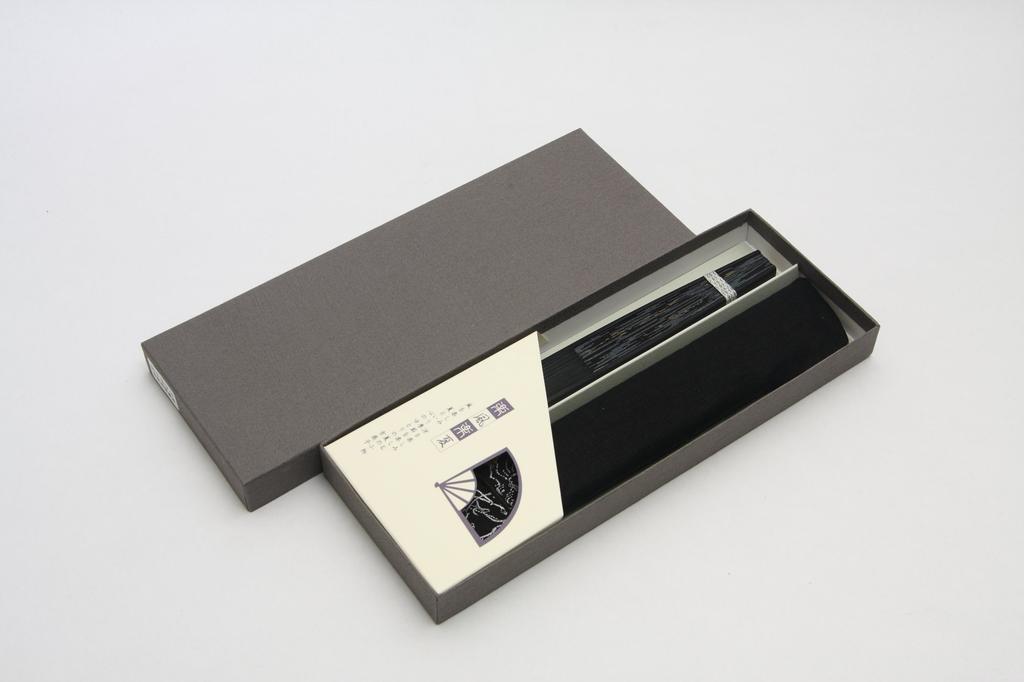 Веер ручной работы Kyoto клетчатый черный Kyoto, подарочная коробка, сумка для веера [Hasegawa], узор, Chojugiga, окрашенный, веер, включен,