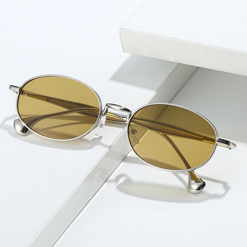 Ретро Металлические Солнцезащитные Очки с Маленькой Оправой: Стиль «Старые деньги», Высококлассная гонконгская мода для мужчин и женщин
