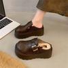 Кожаные шлепанцы на одной педали женские осенне-зимние новые на высокой толстой подошве бархатные ленивые с закрытым носком полушлепанцы