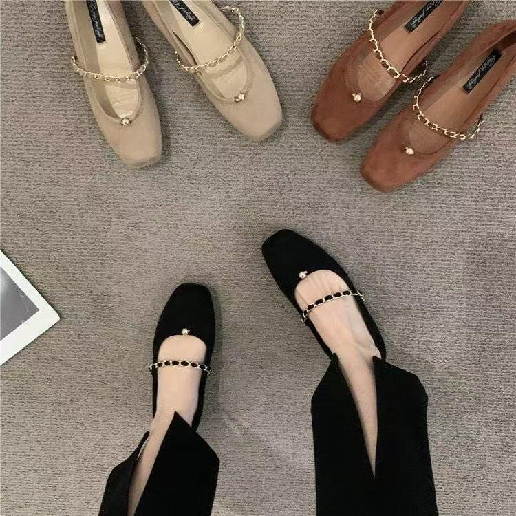 Французский дизайн одинарная обувь женская обувь лоферы маленький ароматный нежный неглубокий вырез с юбкой туфли Мэри Джейн 2025 новинка