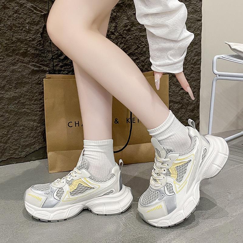 Женские новые весенне-летние сетчатые повседневные кроссовки для бега, универсальная обувь на толстой подошве, дышащая, в тренде