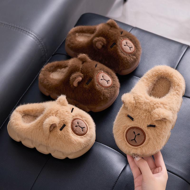 Детские зимние хлопковые плюшевые тапочки Капибара - Теплая, уютная обувь для мальчиков и девочек