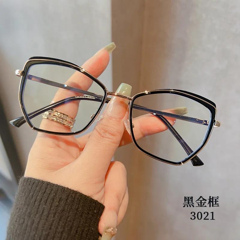 Anti-Blue Light Women Cat Eye Eyewear Luxury Metal Frame Oversized Optical Spectacle Eyeglasses Female Vintage Glasses