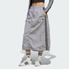 adidas Оригинальная миди-юбка Adicolor из тканого нейлона с логотипом бренда и тремя полосками, спортивная эластичная повседневная длинная юбка, женская юбка, ледяной серый JD2582