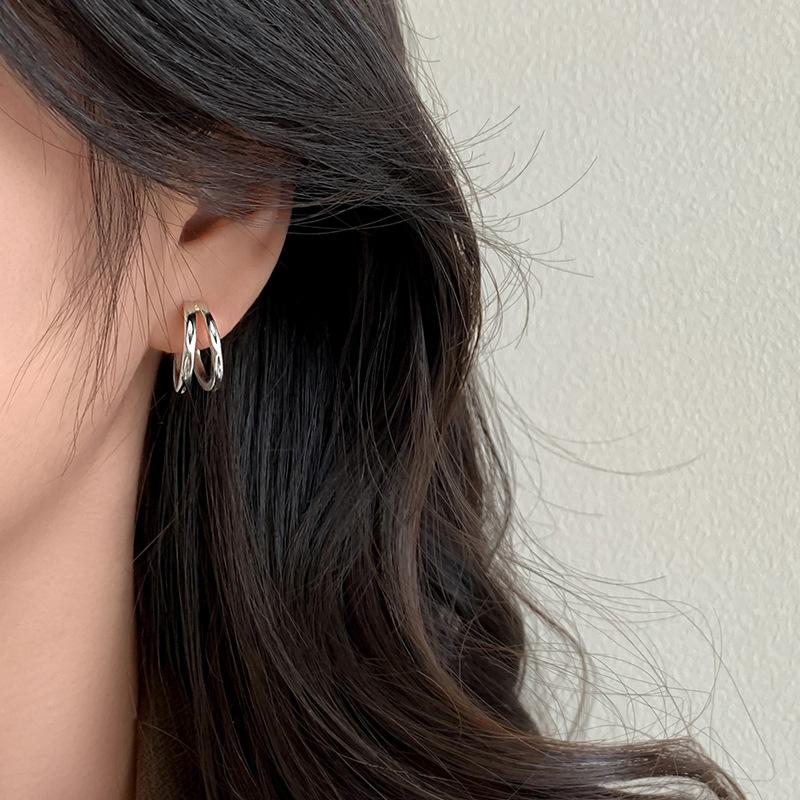 Круглые серьги-гвоздики, женские минималистичные нишевые серьги в стиле Гонконга, ретро-металлические серьги, круглые серьги