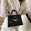 Korean Version Niche Design Portable Kelly Bag 2025 Niche Design Trend Shoulder Bag High-end Texture Fashion Women's Bag
