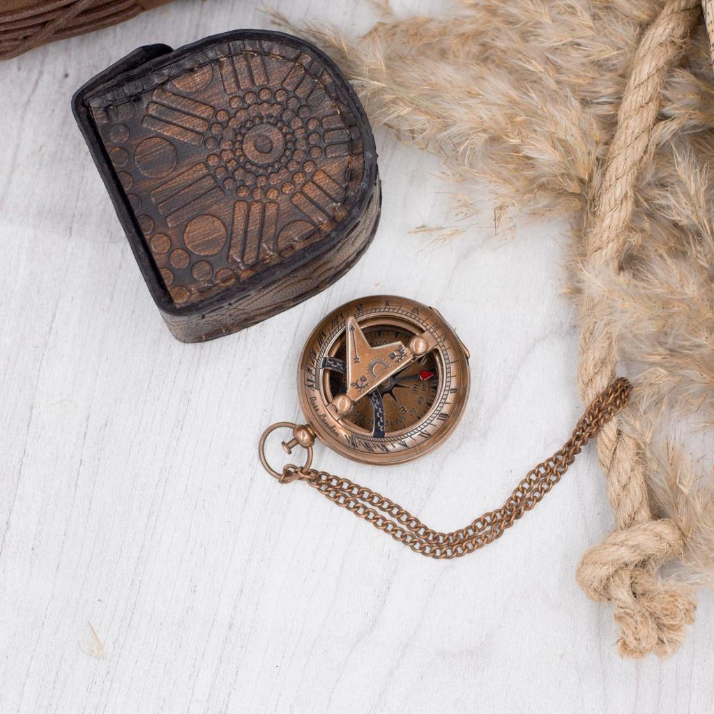Antique Brass Sundial Compass With Unique Leather Case Perfect Gift for Your Loved Ones