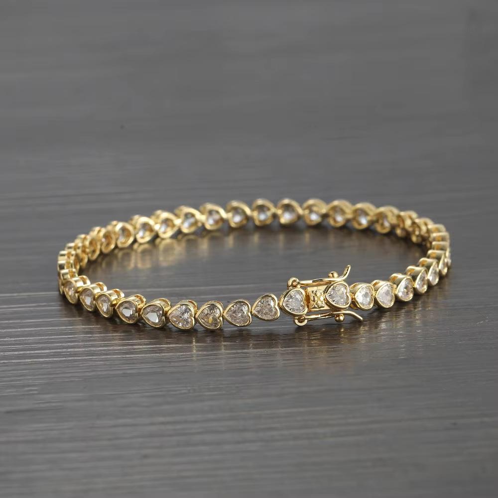 Micro Pave Iced Out Heart-shaped Zircon Tennis Chain Bracelet Delicate Women Daily Wrist Chain Bling