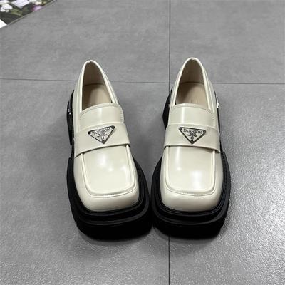 Туфли-лоферы с квадратной подошвой, женские, повседневные, небольшие, кожаные, универсальные, модные, одинарные, прилив