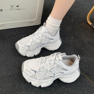 Женская обувь – Кроссовки