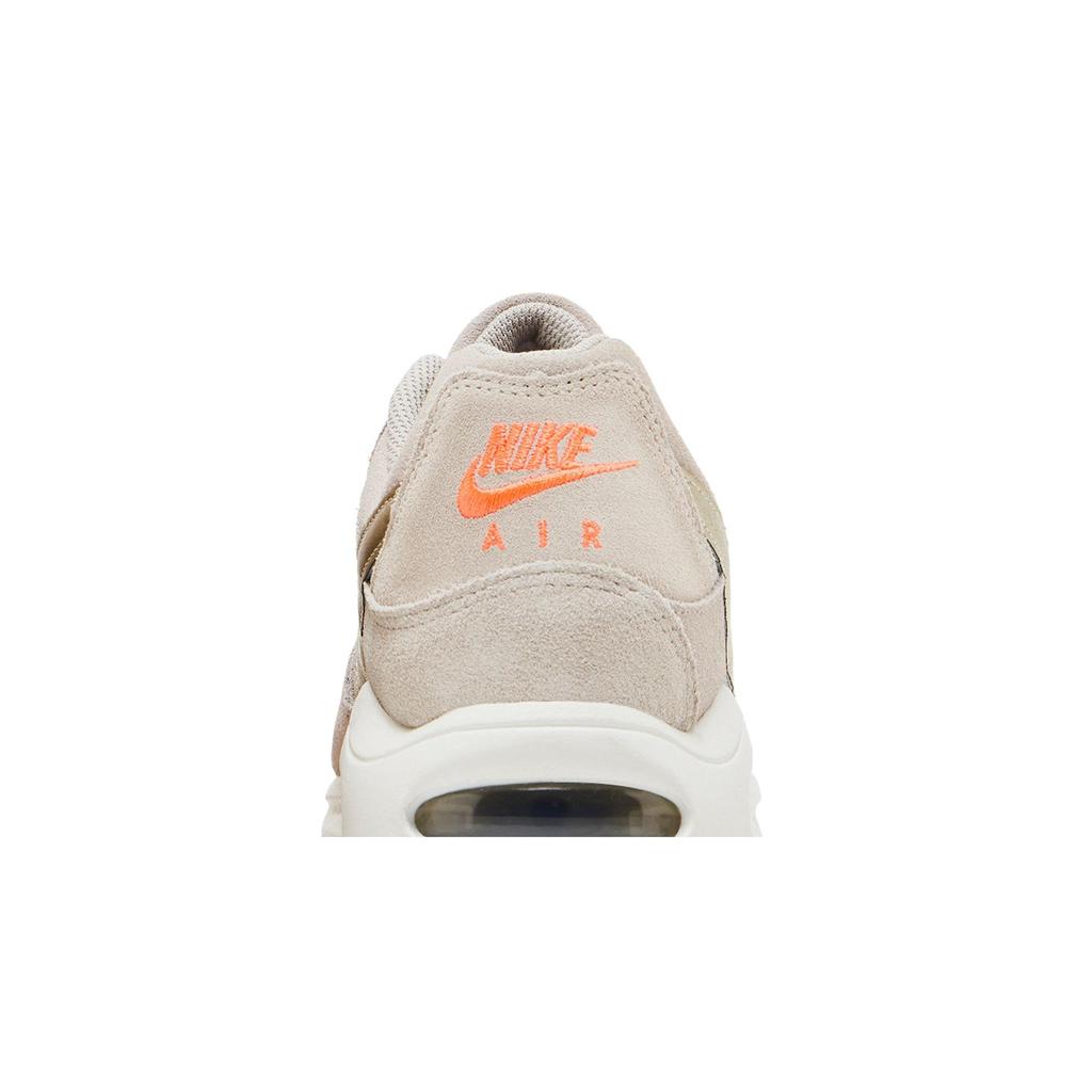 Nike Женские Air Max Command Premium 'String Metallic Gold' (женские размеры) Повседневная обувь String / Металлик Золотое Зерно 718896 228