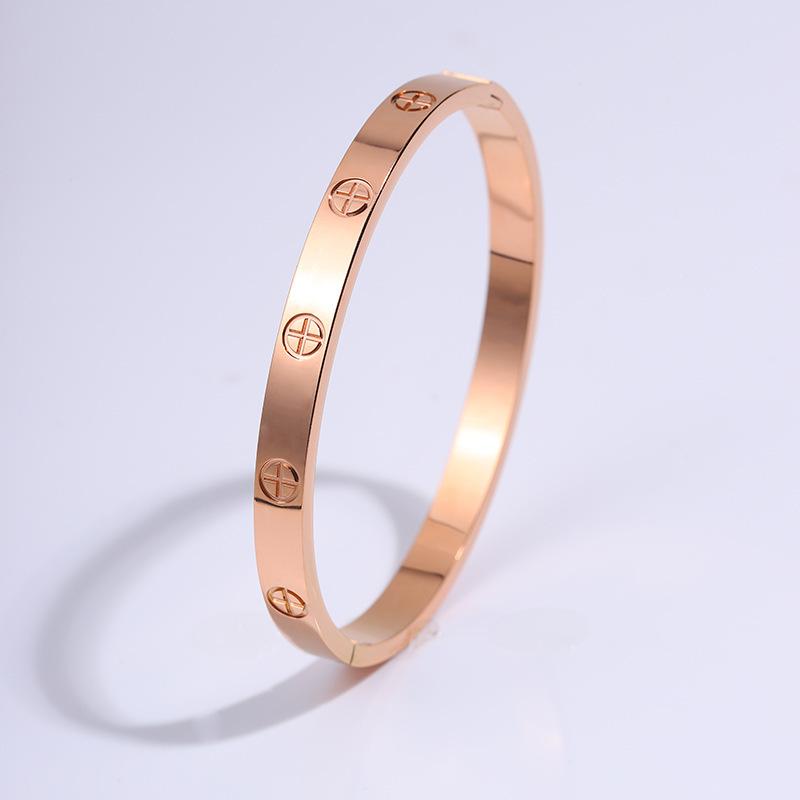Titanium steel bracelet gold high version temperament zircon bracelet women's light luxury fashion elegance does not fade simple bracelet